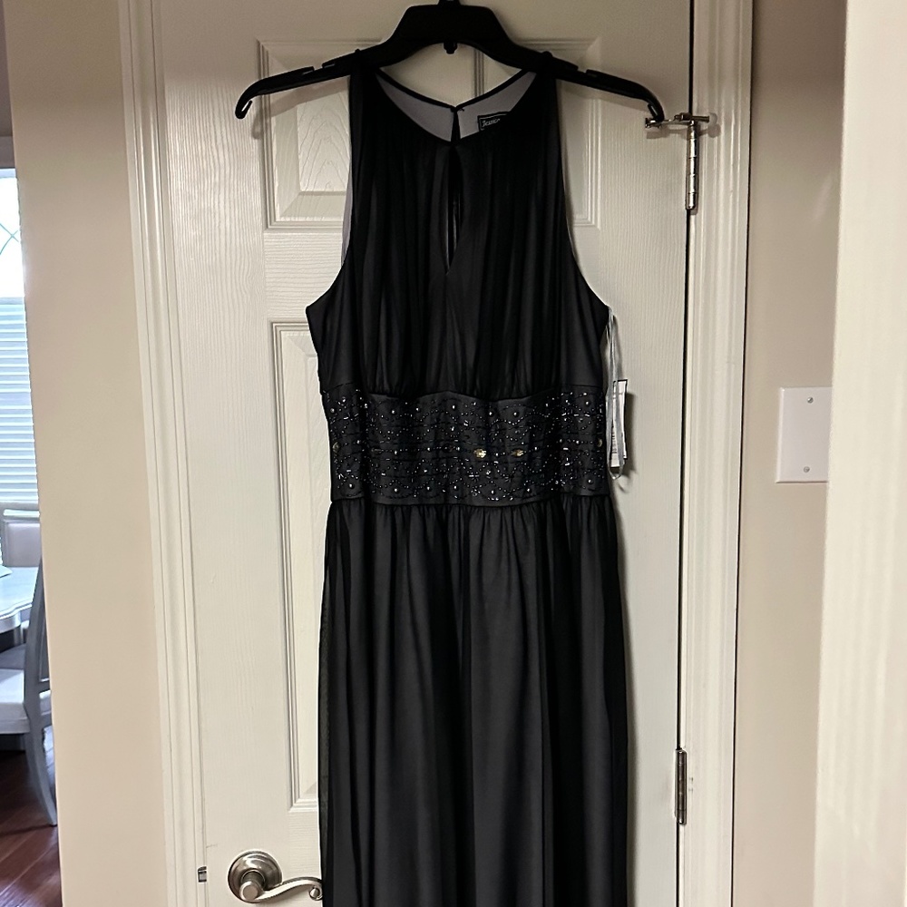NWT Ladies Formal Dress